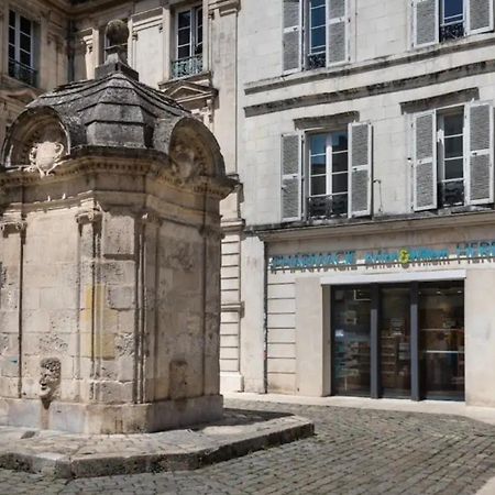 Les Apparts De Charly Duplex Cosy Au Marche Hyper Centre La Rochelle Tout A Pied Exteriör bild